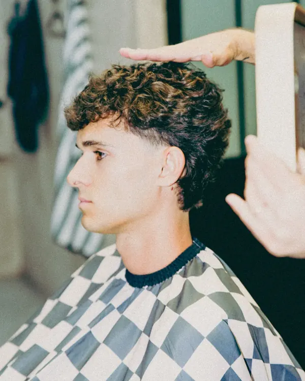 Corte con rizos y degradado